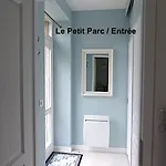 Le Petit Parc Apartmán *